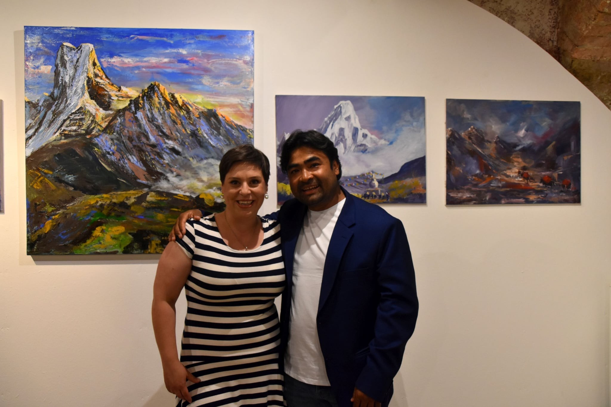 Predsednica DLU Rifnik Šentjur in Birman Shrestha